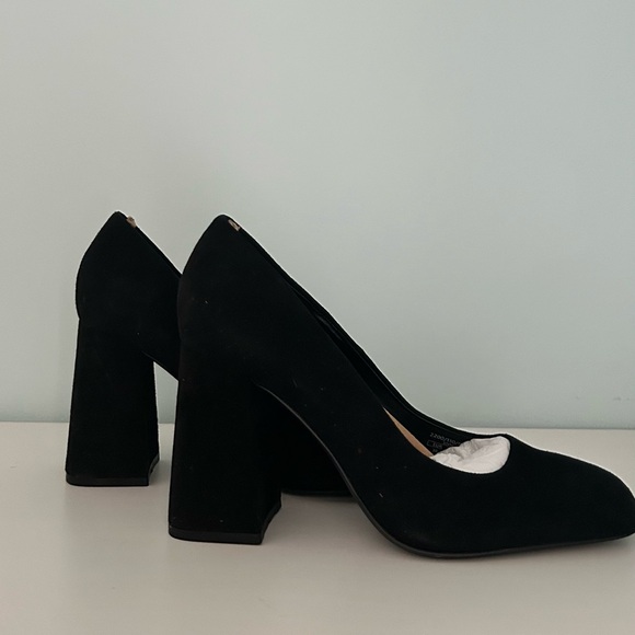 New Zara Black real Suede Block Heel Pumps - Women's - Picture 2 of 5